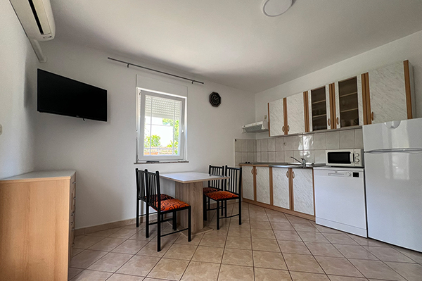 Apartmani za vaš godišnji odmor u centru Lopara na otoku Rabu