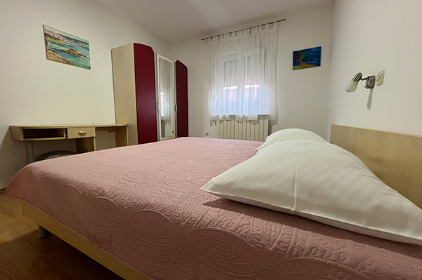 Apartmani za vaš godišnji odmor u centru Lopara na otoku Rabu