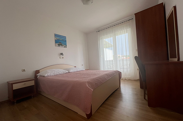 Apartmani za vaš godišnji odmor u centru Lopara na otoku Rabu