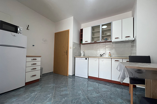 Apartmani za vaš godišnji odmor u centru Lopara na otoku Rabu