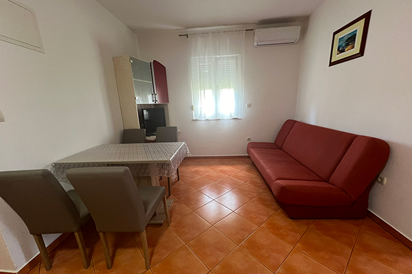 Apartmani za vaš godišnji odmor u centru Lopara na otoku Rabu