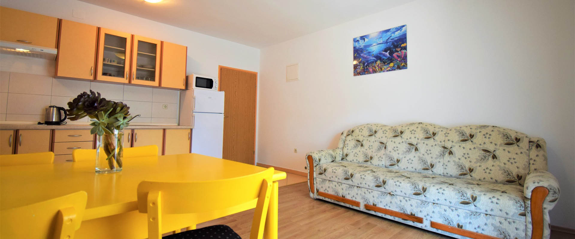 Apartmani za vaš godišnji odmor u centru Lopara na otoku Rabu
